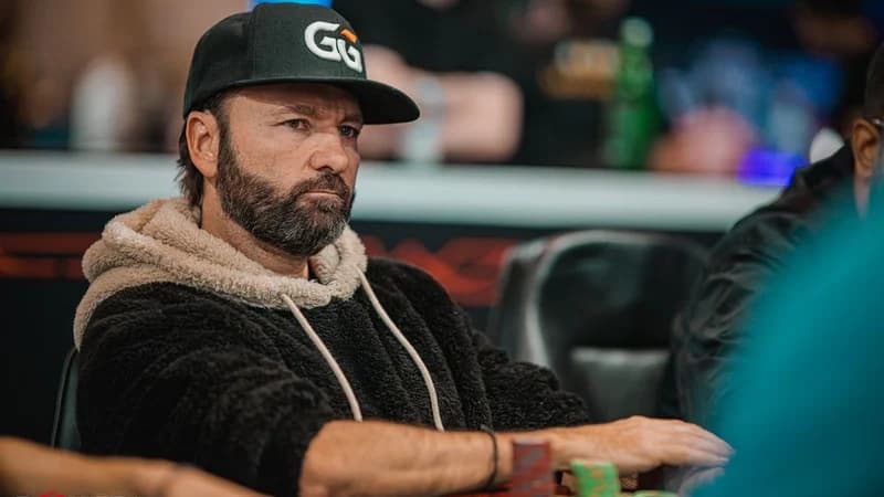เนเกรอานู พลาดกำไล WSOP วงที่ 9