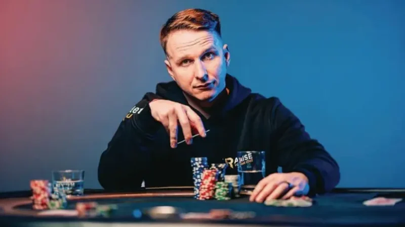 Benjamin Rolle 赢得 WSOP 线上百万富翁制造赛，奖金130万美元
