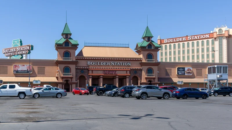 Las Vegas Poker Rooms Tighten Rules on Phone Use at the Table