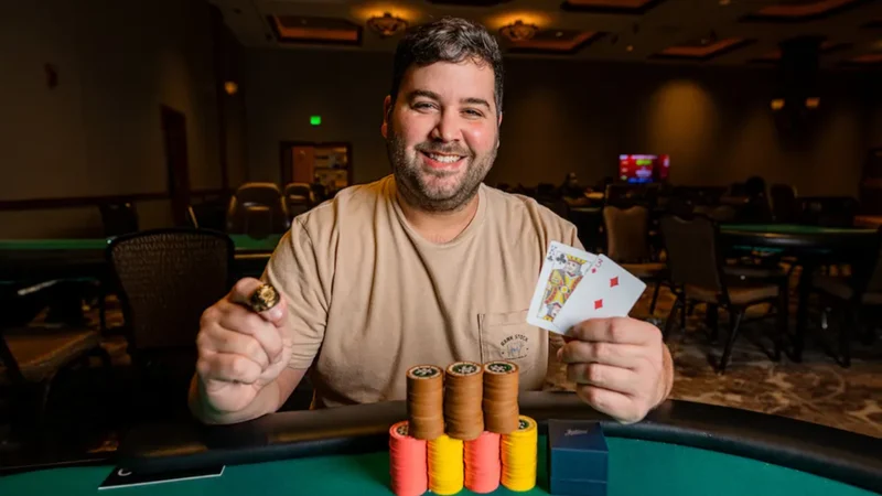Hayward在Council Bluffs夺首枚WSOPC金戒指